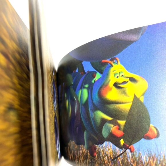 Disney's A Bug's Life 1998 An Animated Flip Book 2 Movie Scenes - Picture 6 of 9